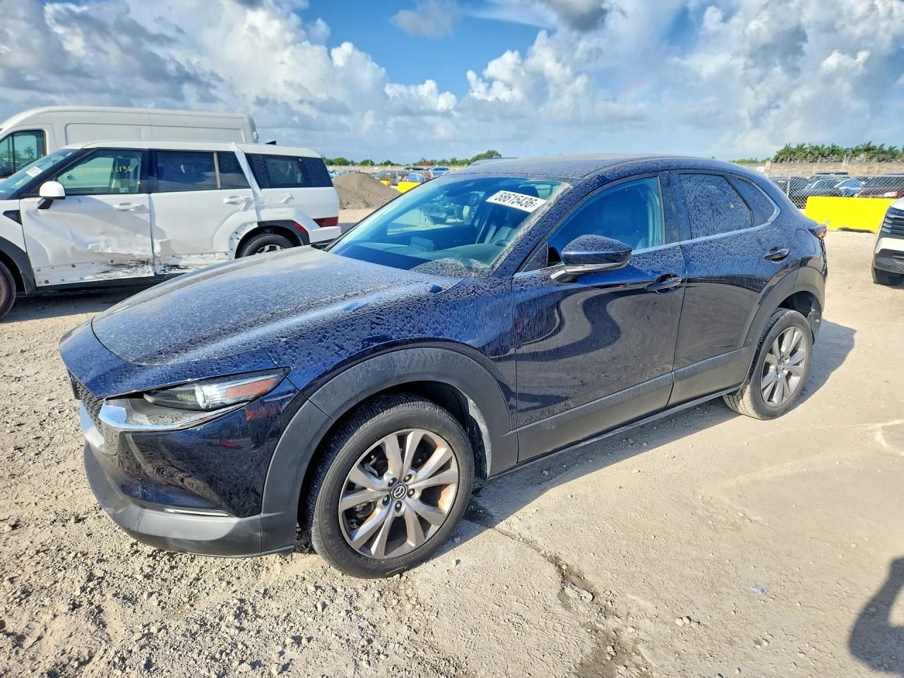 2021 Mazda CX-30 Select, VIN 3MVDMABL0MM232571 — Rear end
