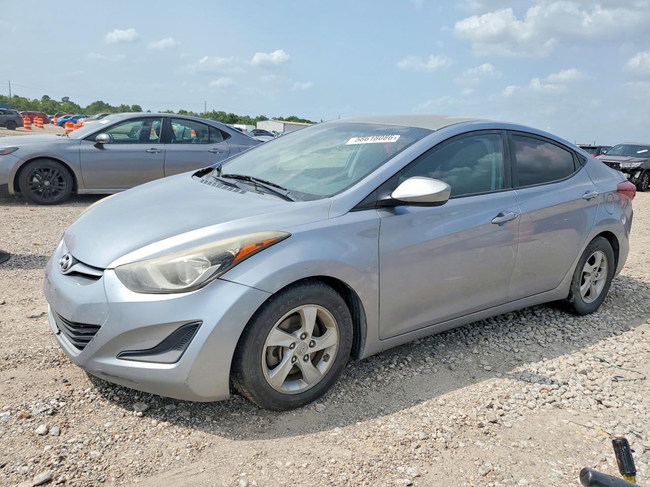2015 Hyundai Elantra SE, VIN 5NPDH4AE0FH624095 — Front end