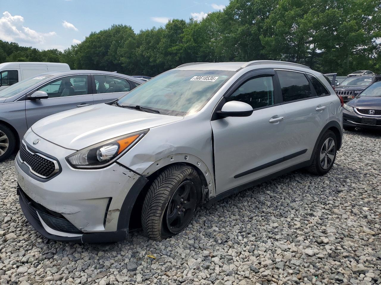 2017 Kia Niro LX, VIN KNDCB3LC2H5049035 — Front end