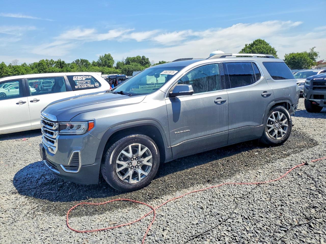 2022 GMC Acadia SLE, VIN 1GKKNKL44NZ143724 — Rear end