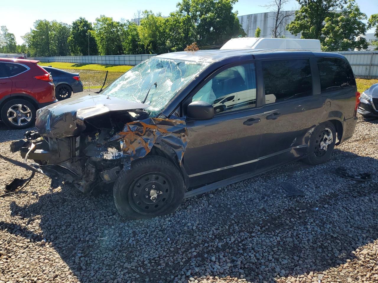 2019 Dodge Grand Caravan SE, VIN 2C4RDGBG3KR678555 — All over