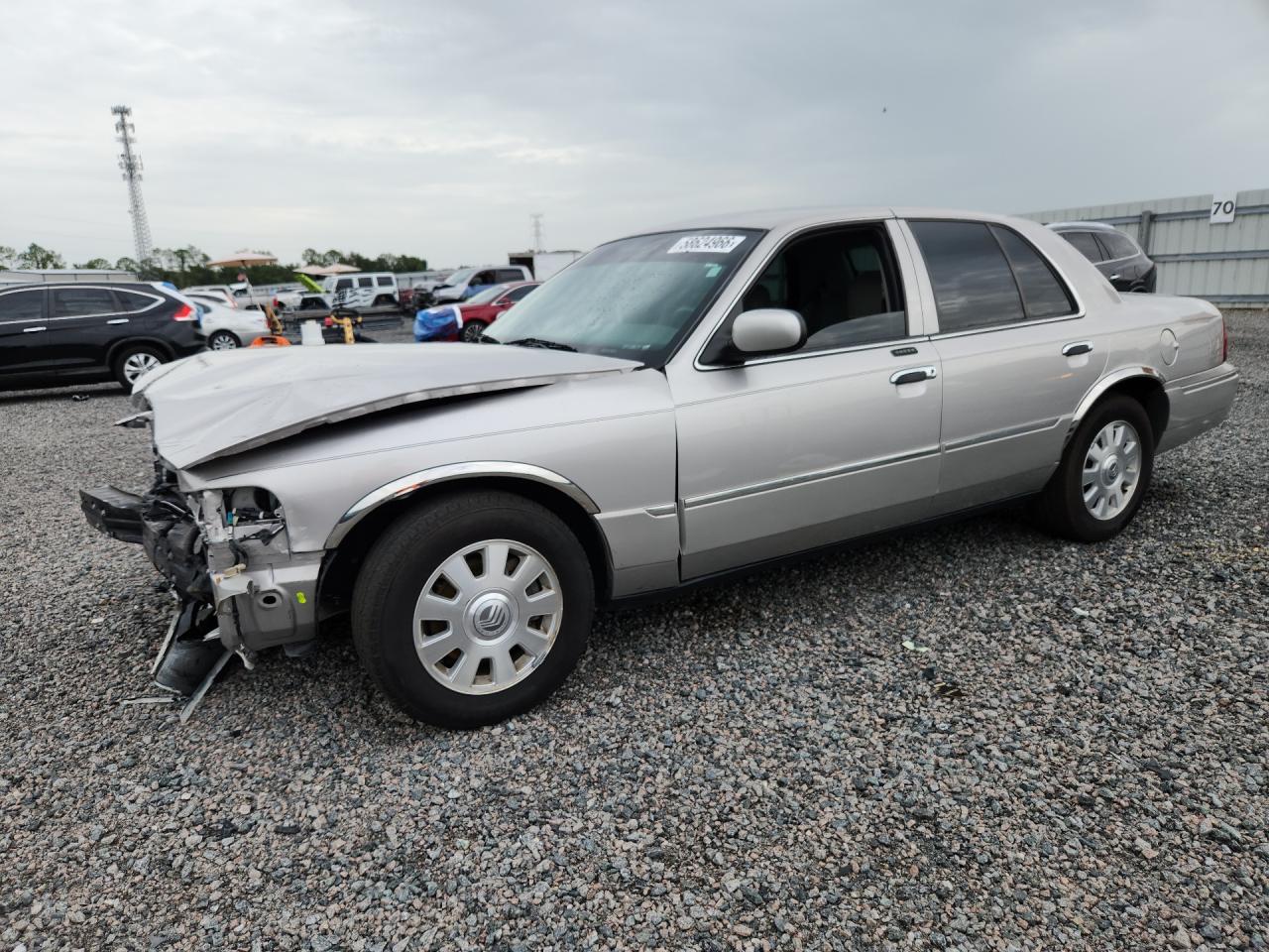 2004 Mercury Grand Marquis LS Premium, VIN 2MEFM75W24X697021 — Front end