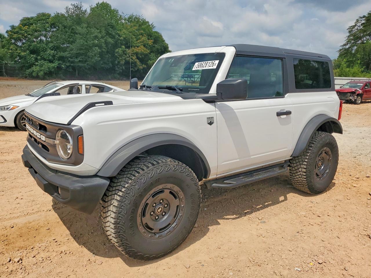 2024 Ford Bronco Big Bend, VIN 1FMDE7AH6RLB04323 — Rear end