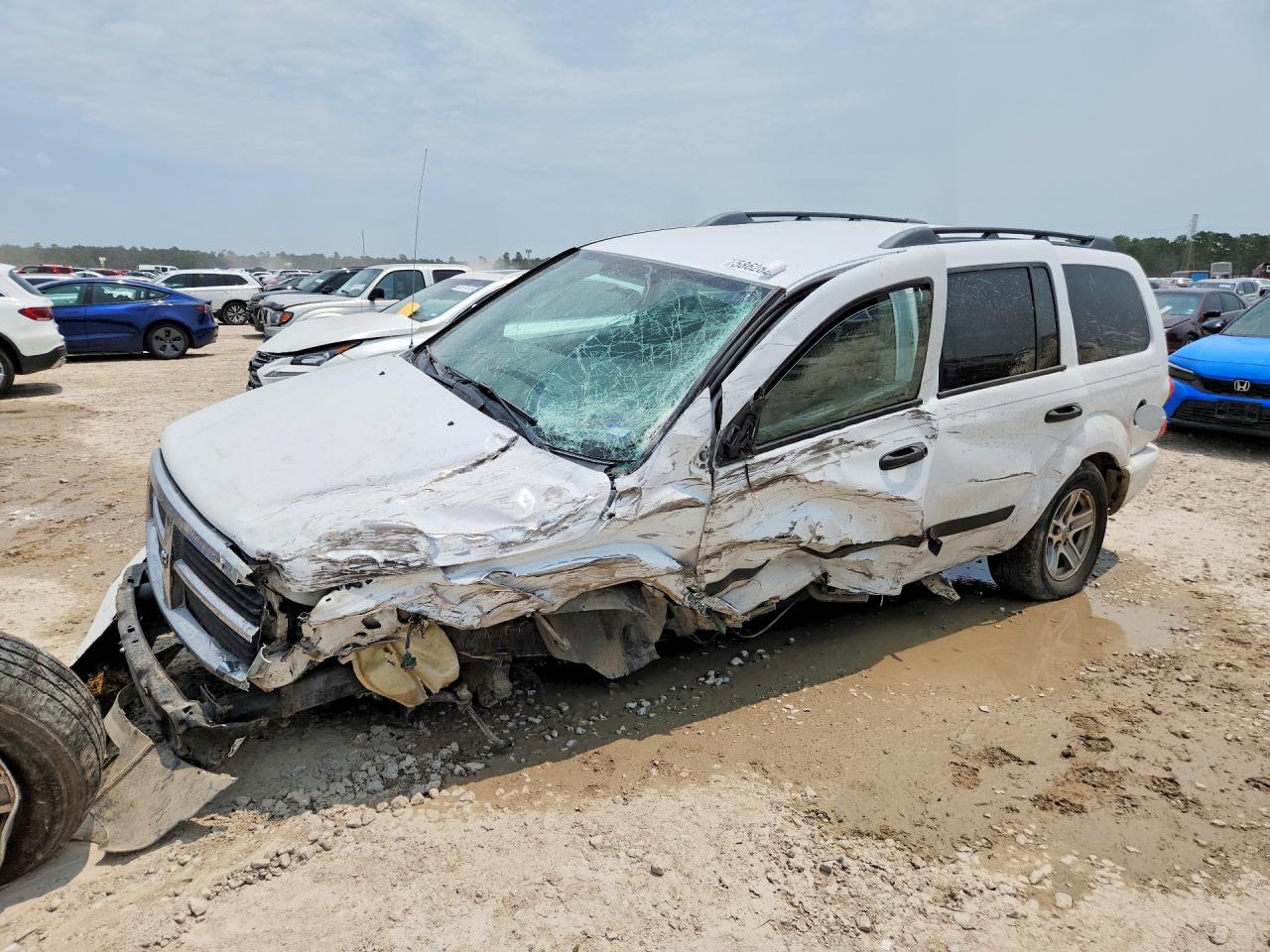 2006 Dodge Durango SLT, VIN 1D4HD48N46F161667 — Front end