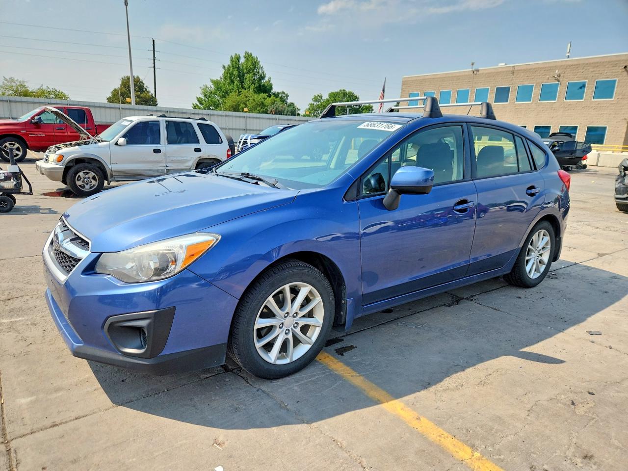 2013 Subaru Impreza Premium, VIN JF1GPAC63DG204701 — Бок