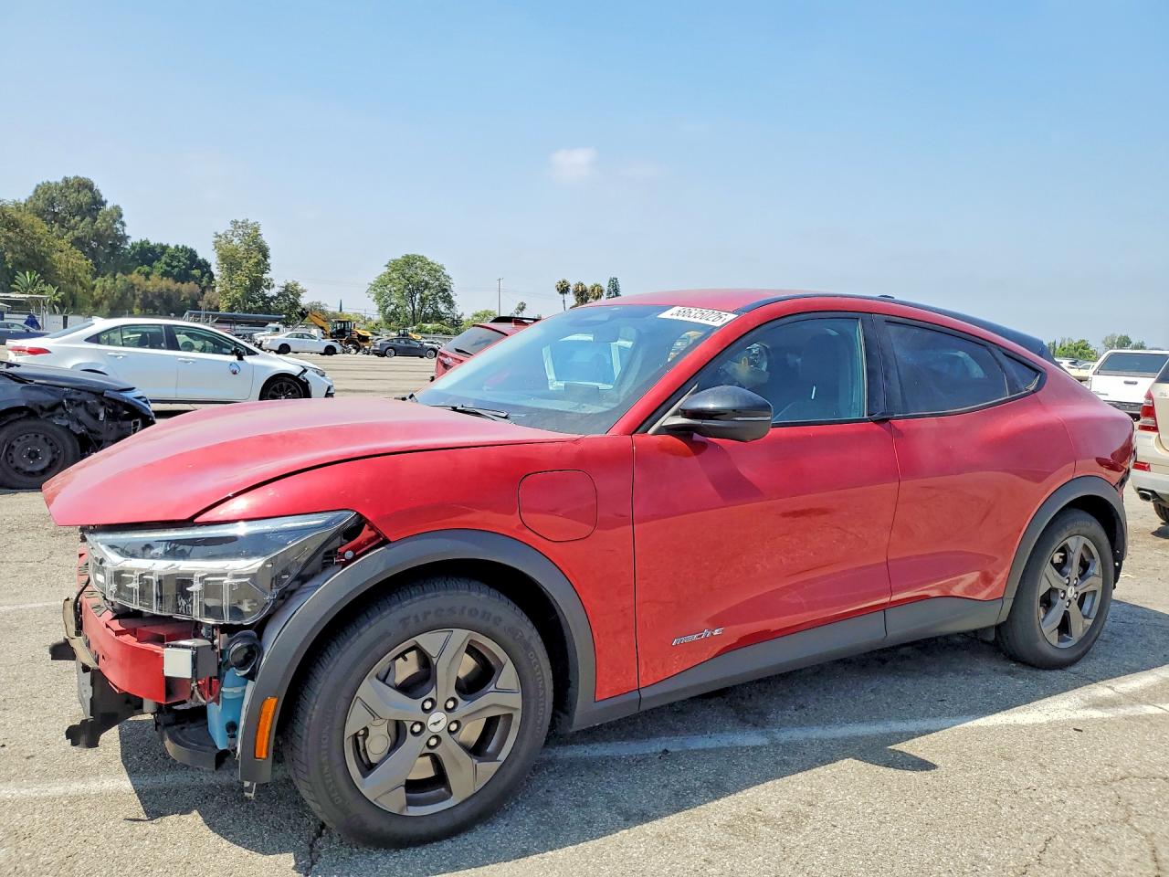 2023 Ford Mustang Mach-E Select, VIN 3FMTK1RM0PMA40049 — Перед