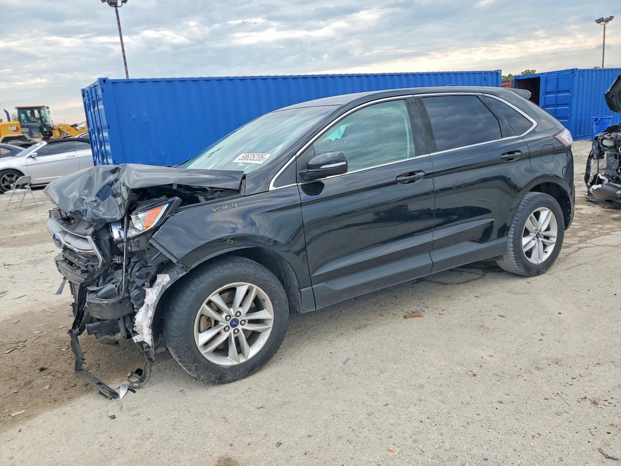 2016 Ford Edge SEL, VIN 2FMPK4J90GBB18020 — Перед