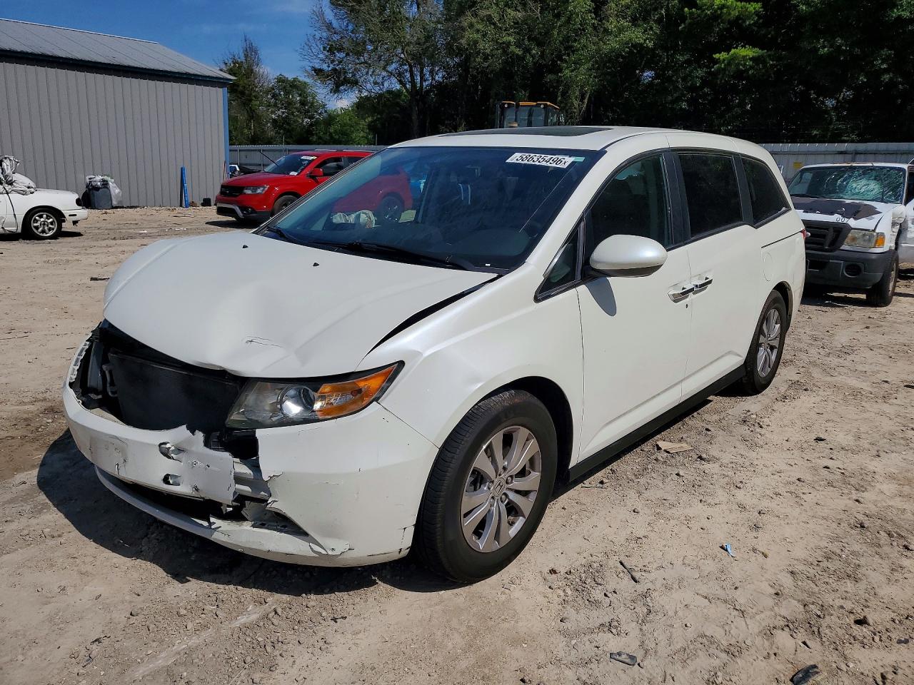 2015 Honda Odyssey EX-L, VIN 5FNRL5H6XFB098629 — Front end