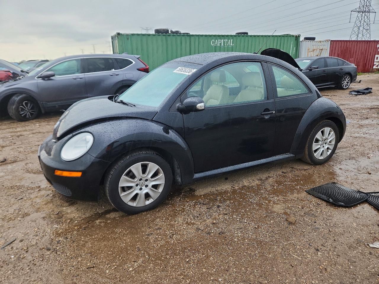 2010 Volkswagen Beetle, VIN 3VWRG3AG5AM033670 — Перед