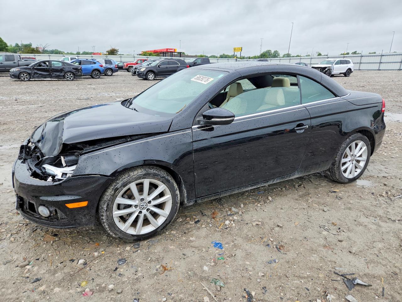 2012 Volkswagen Eos Komfort, VIN WVWBW7AH8CV011632 — Front end