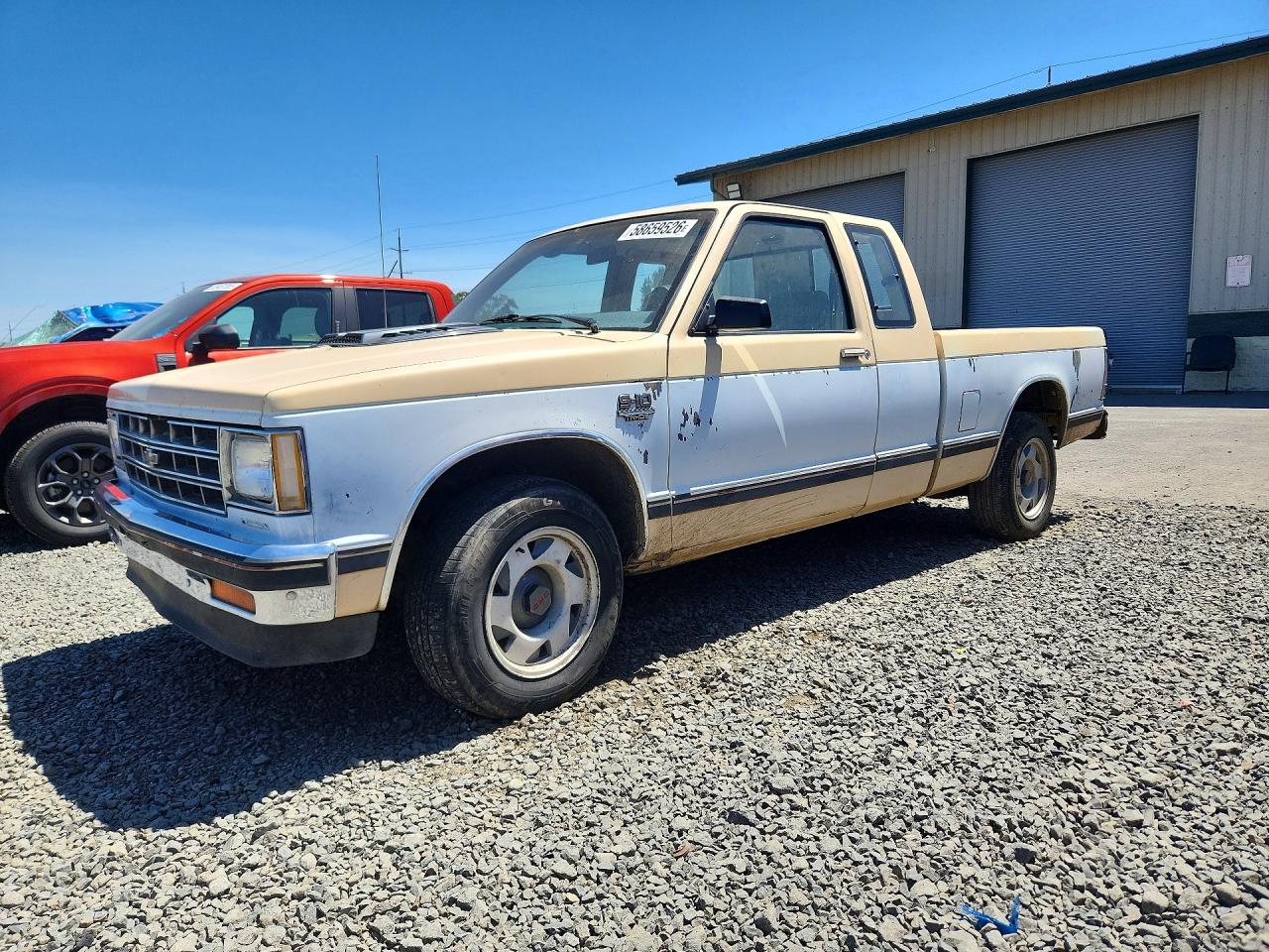 1984 Chevrolet S-10, VIN 1GCCS14B1E8229871 — Зад