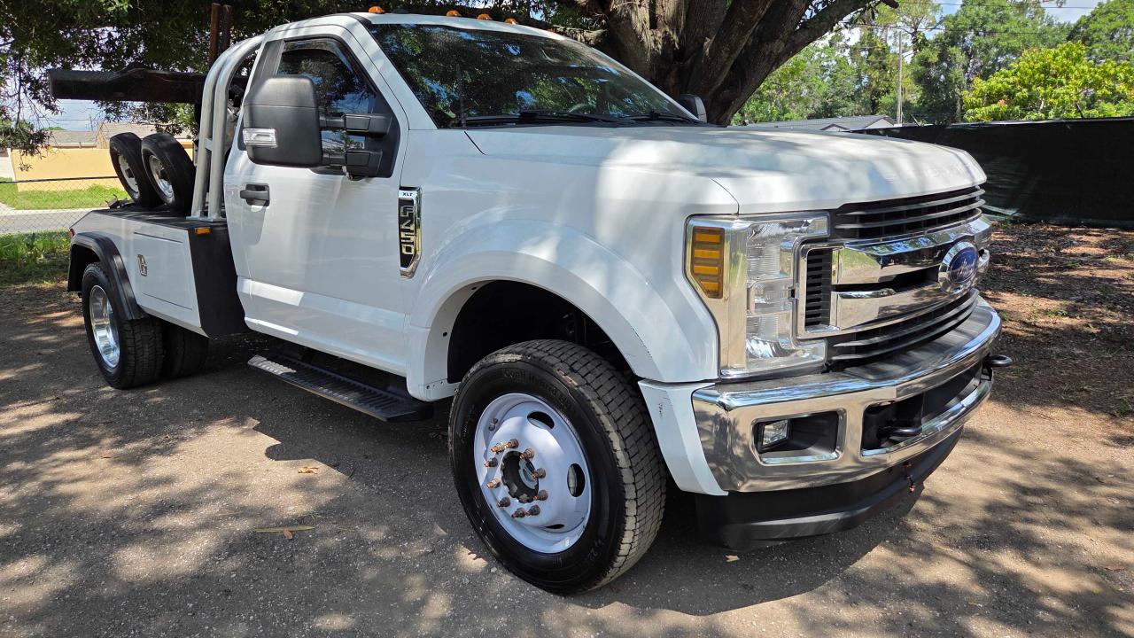 2019 Ford F-450, VIN 1FTRF4DT4KEF88833 — Normal wear