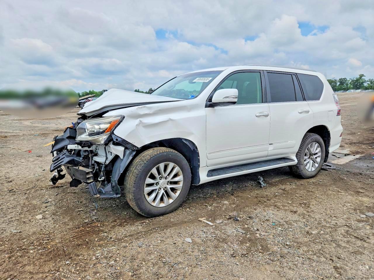 2017 Lexus GX 460 Premium, VIN JTJBM7FX6H5153939 — Front end
