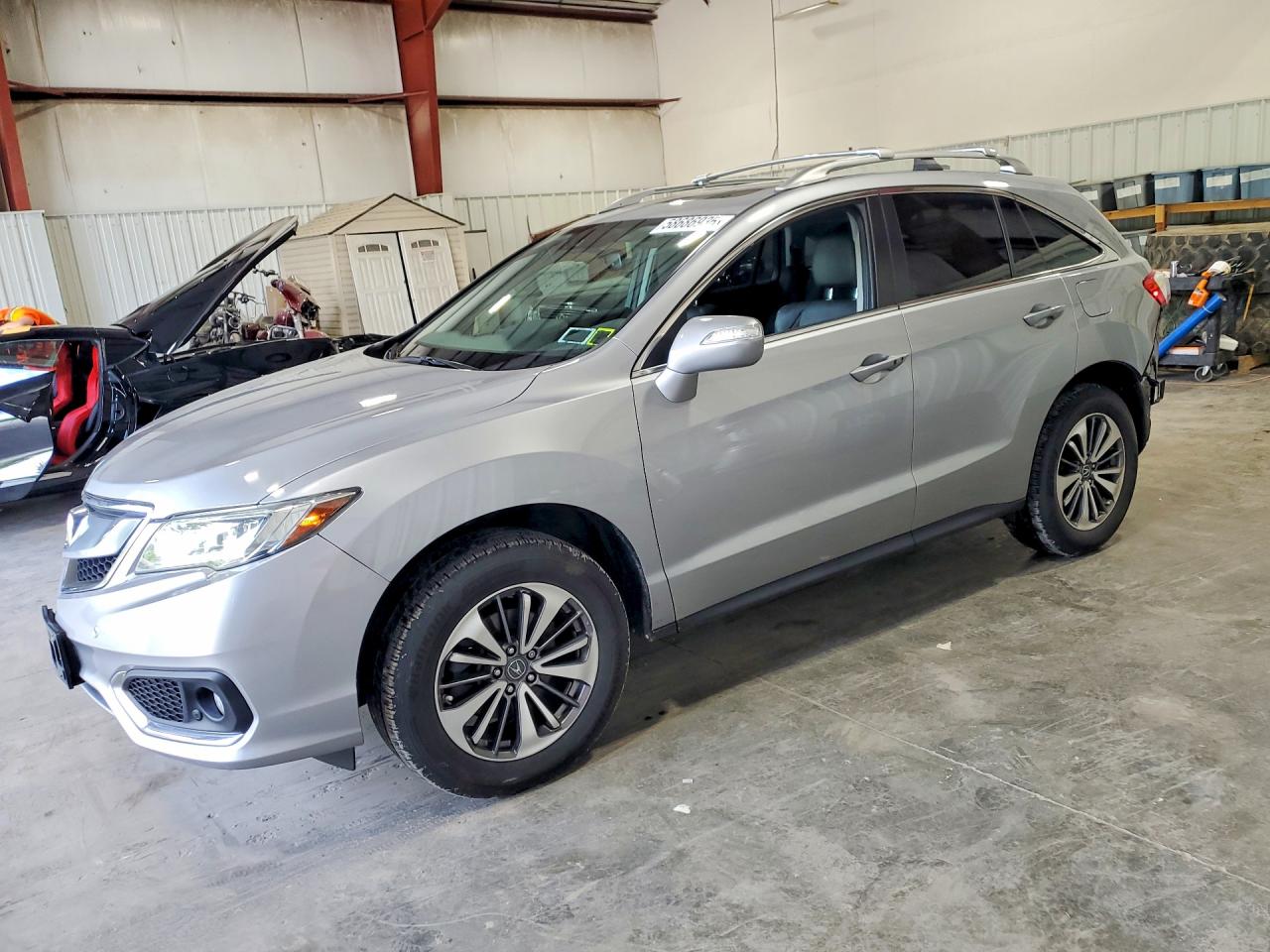 2017 Acura RDX Advance, VIN 5J8TB4H70HL008935 — Rear end