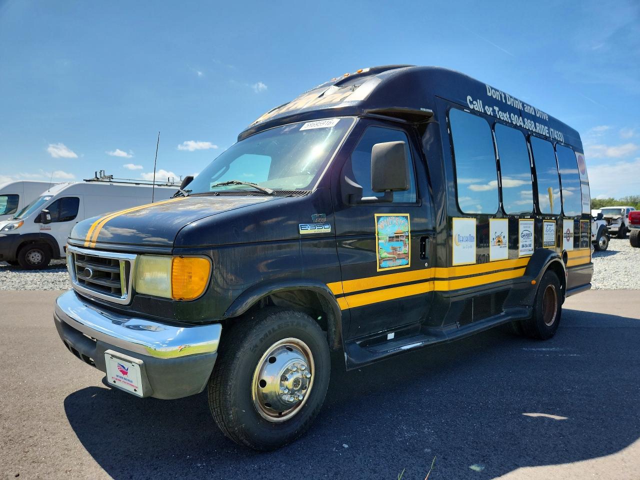2006 Ford Econoline Commercial, VIN 1FDWE35L36HB01863 — Minor dents and scratches