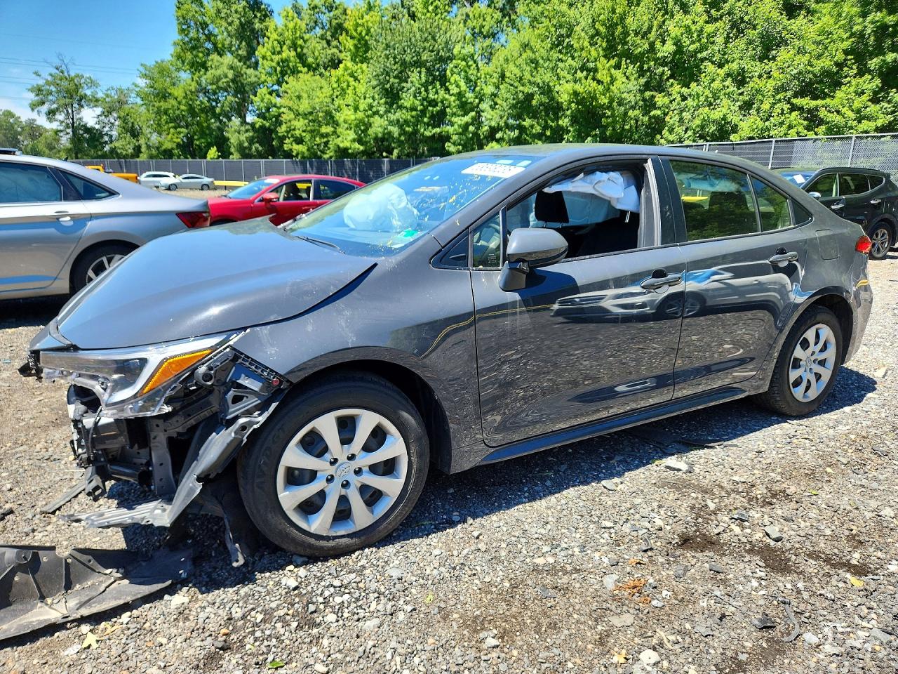 2025 Toyota Corolla Hybrid LE, VIN JTDBCMFE2S3090005 — Front end
