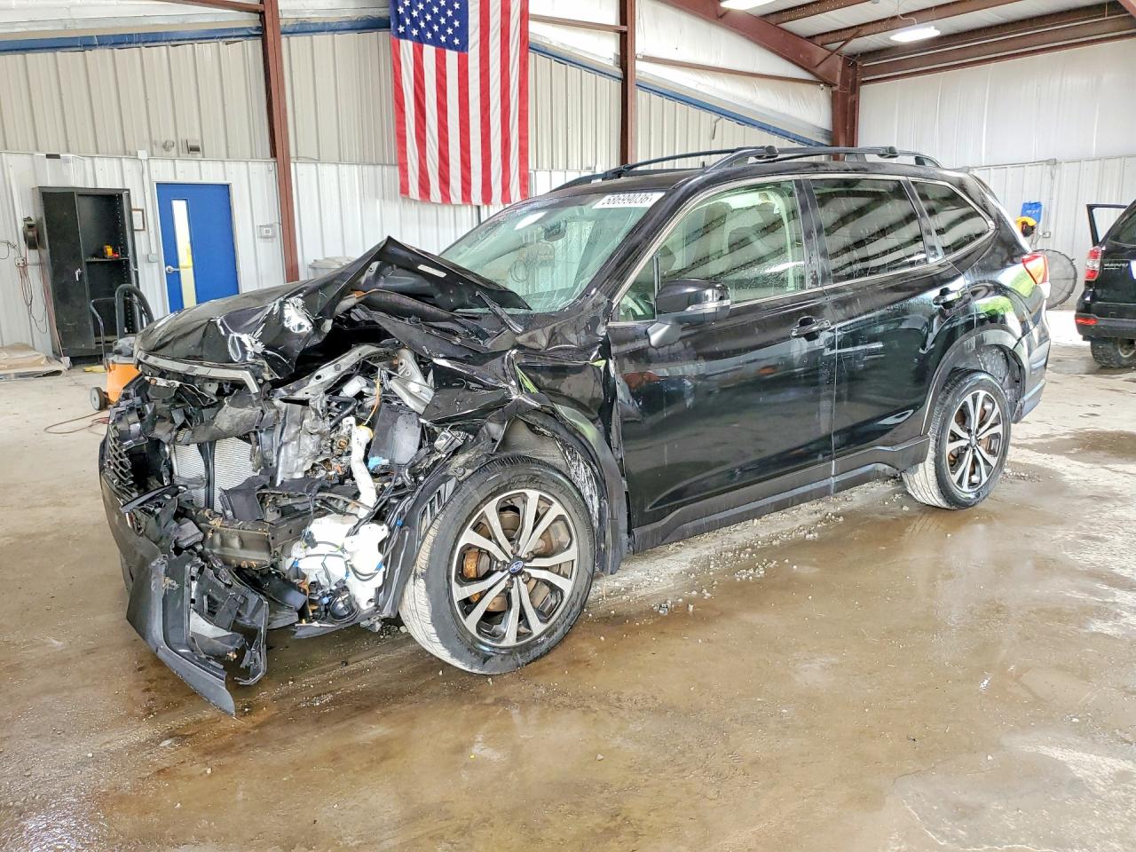 2019 Subaru Forester Limited, VIN JF2SKAUC8KH448442 — Перед