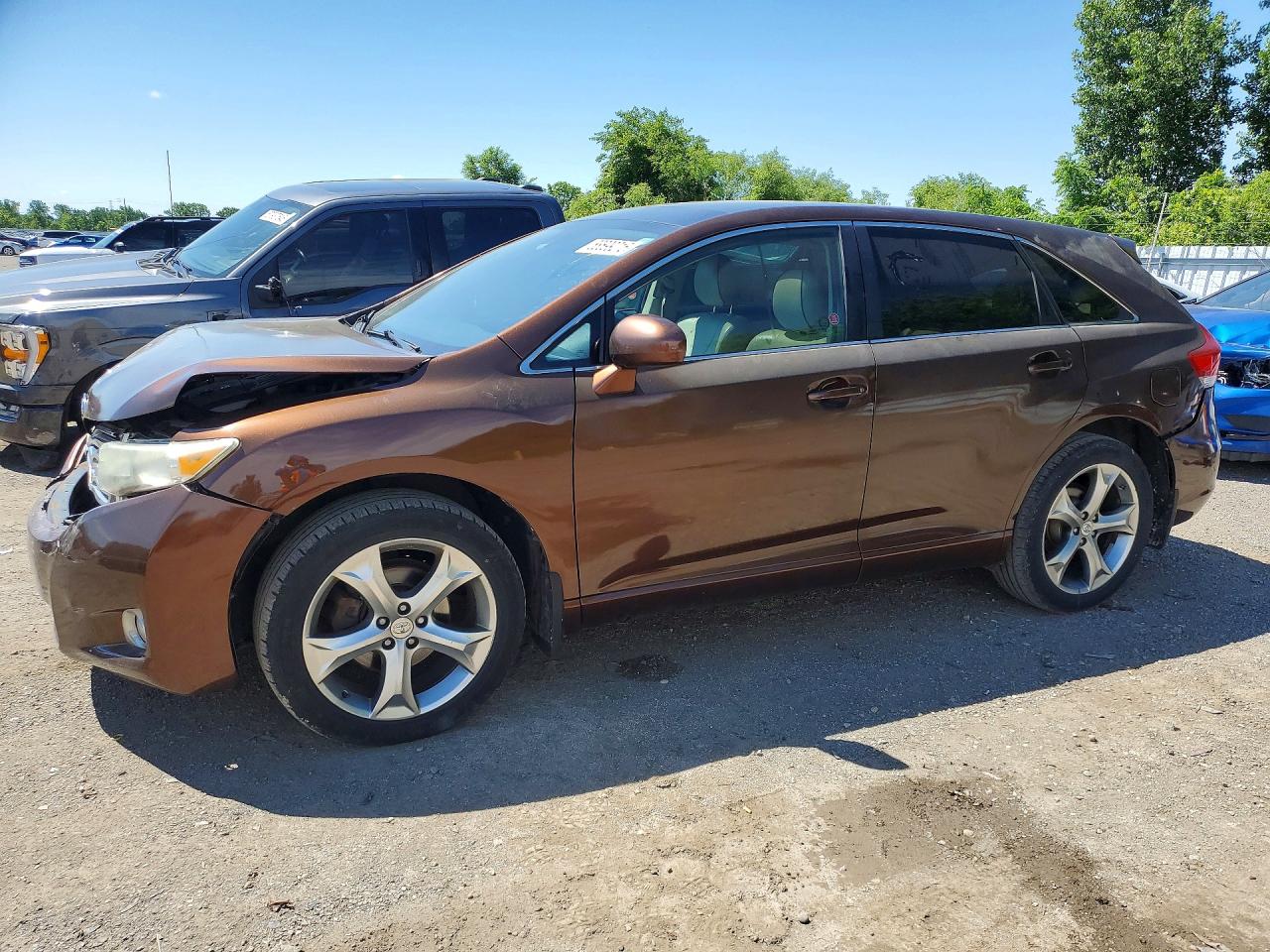 2011 Toyota Venza, VIN 4T3BK3BBXBU063043 — Front end