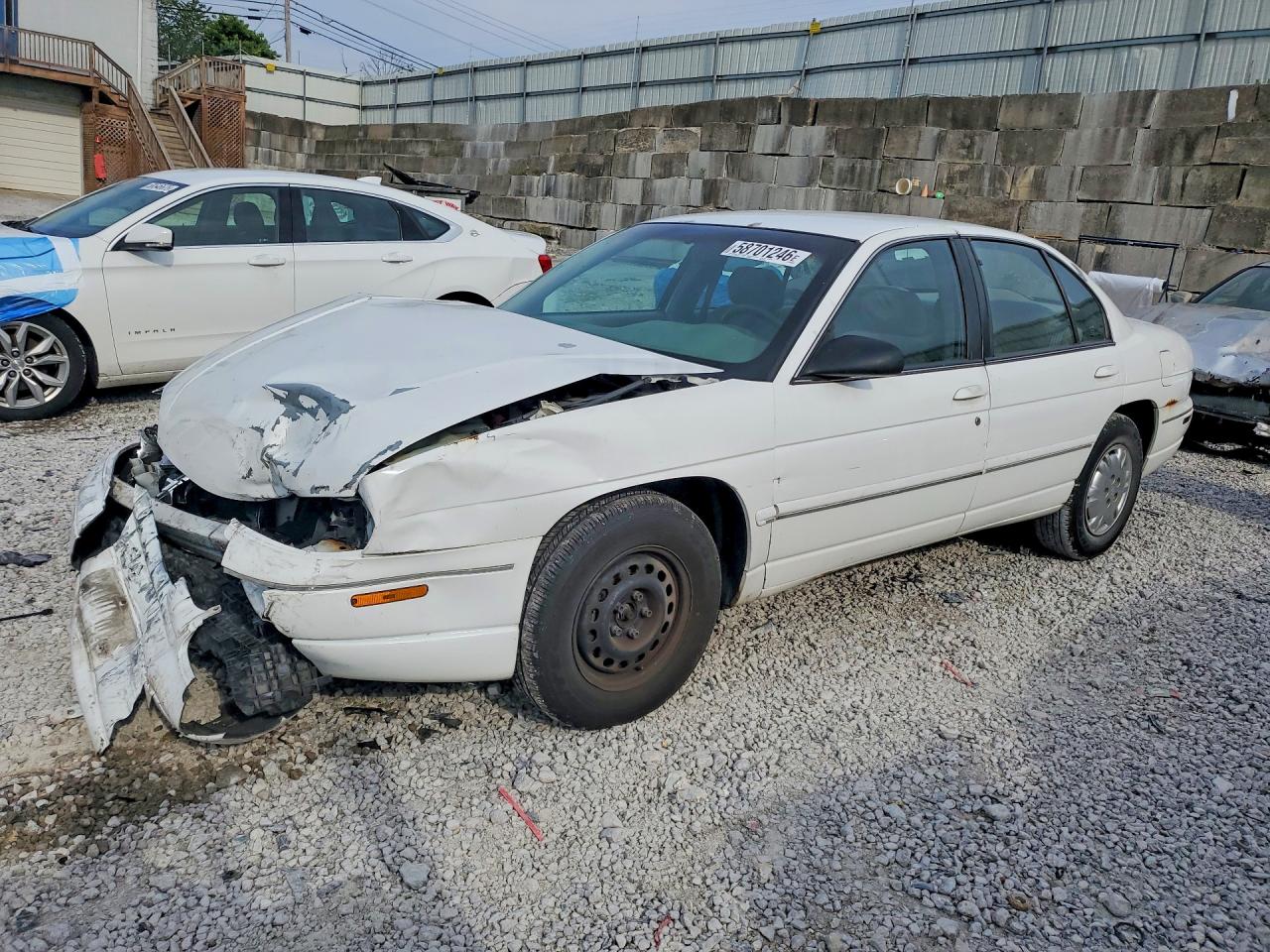 1999 Chevrolet Lumina, VIN 2G1WL52M2X9228766 — Front end