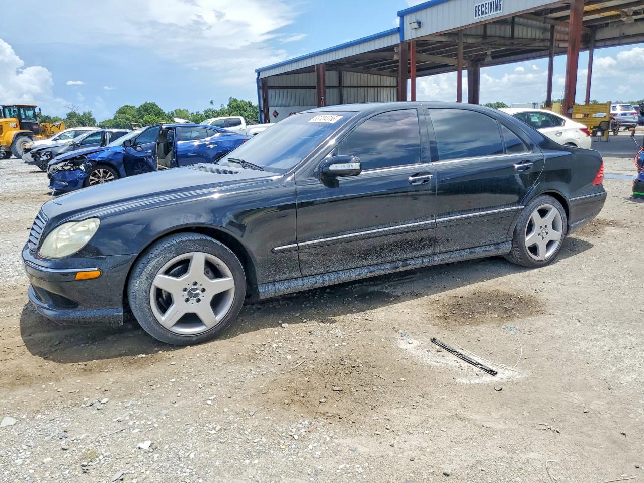 2004 Mercedes-Benz S 430, VIN WDBNG70J44A408017 — Side
