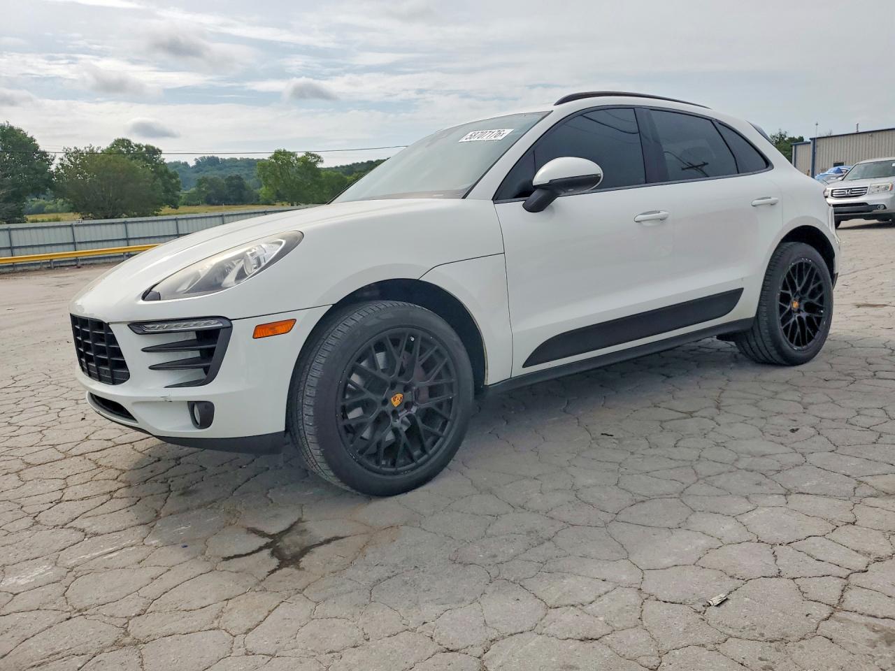 2017 Porsche Macan S, VIN WP1AB2A54HLB15441 — Minor dents and scratches