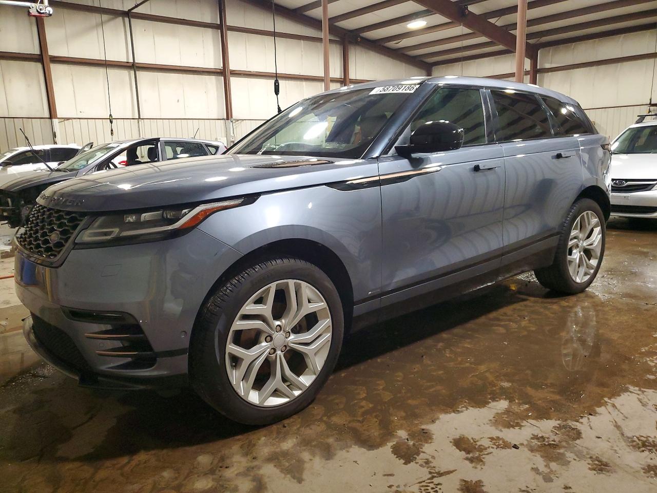 2019 Land Rover Range Rover Velar R-Dynamic SE, VIN SALYL2EX4KA207072 — Front end