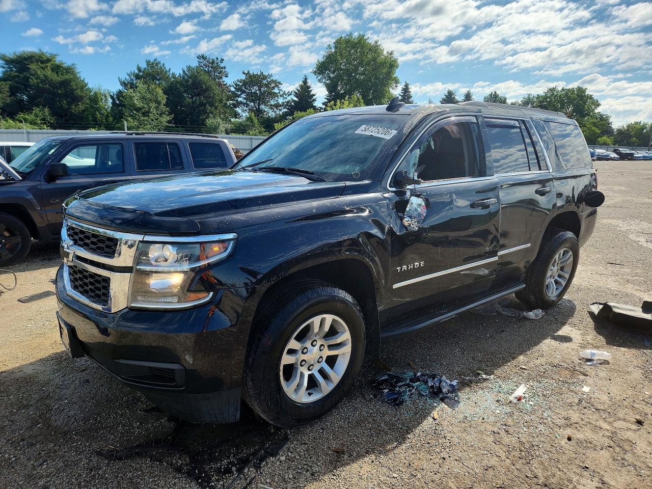 2017 Chevrolet Tahoe LT, VIN 1GNSKBKC2HR172146 — Rollover
