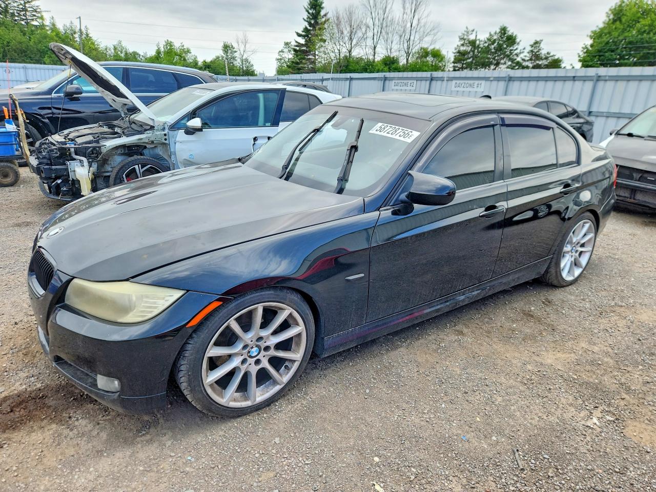 2009 BMW 3 Series 323i, VIN WBAPG73599A401013 — Side