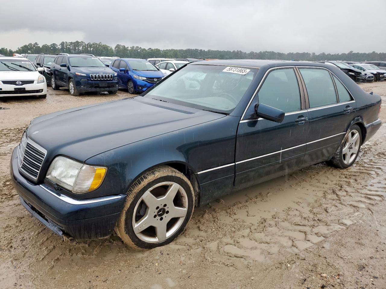1999 Mercedes-Benz S 320/430/500, VIN WDBGA33G6XA407104 — Side