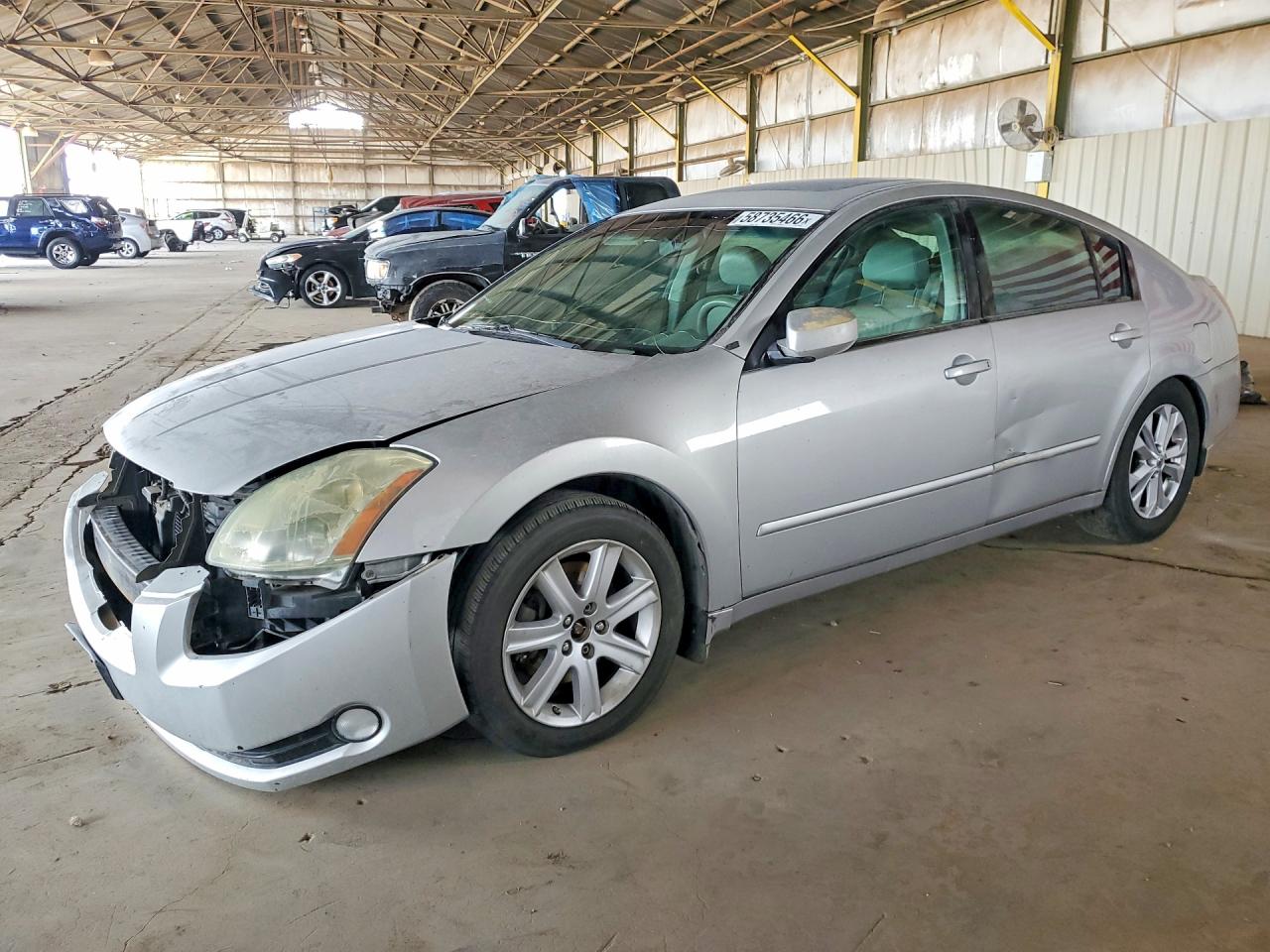 2004 Nissan Maxima SL, VIN 1N4BA41E34C870925 — Перед