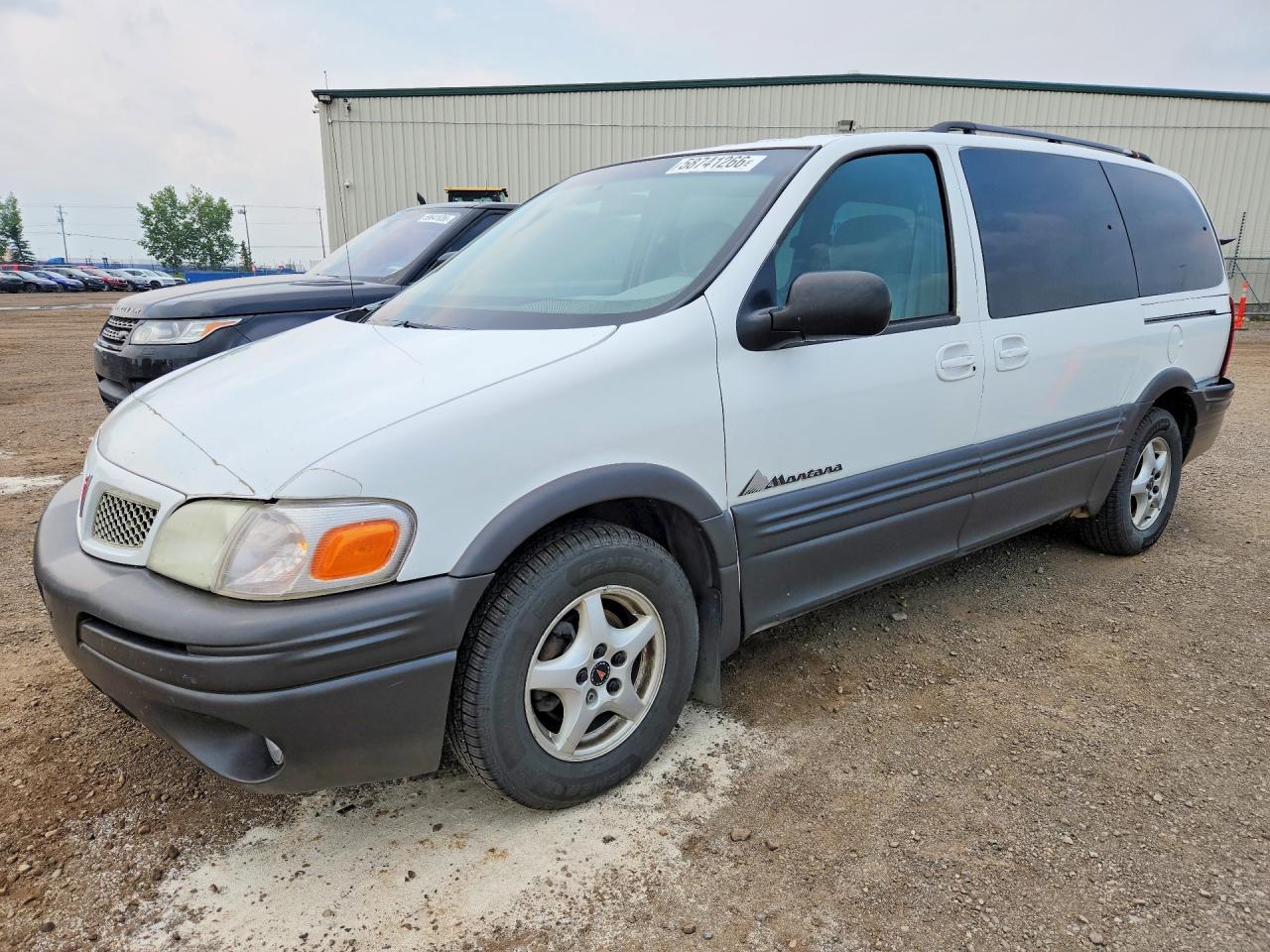2004 Pontiac Montana w/1SE Pkg, VIN 1GMDX13E24D151605 — Rear end