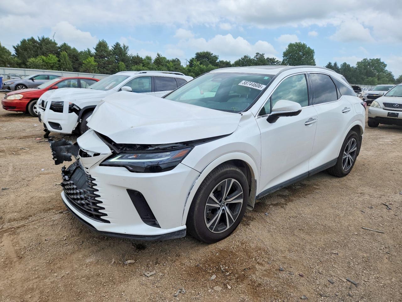 2024 Lexus RX 350 Luxury, VIN 2T2BAMCA4RC063814 — Front end