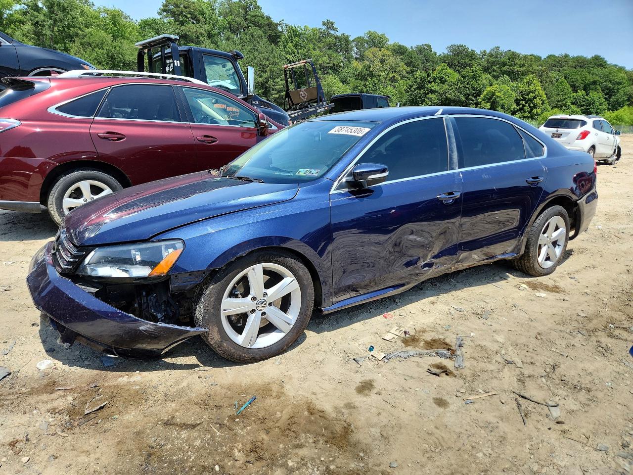 2015 Volkswagen Passat SE, VIN 1VWBT7A37FC008831 — Undercarriage