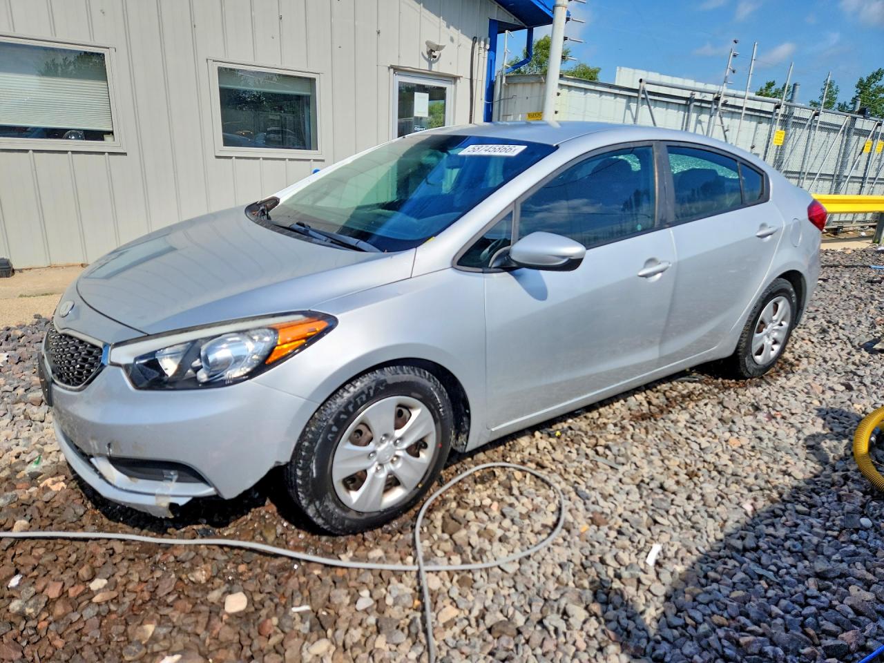 2016 Kia Forte LX, VIN KNAFK4A66G5596546 — Крыша
