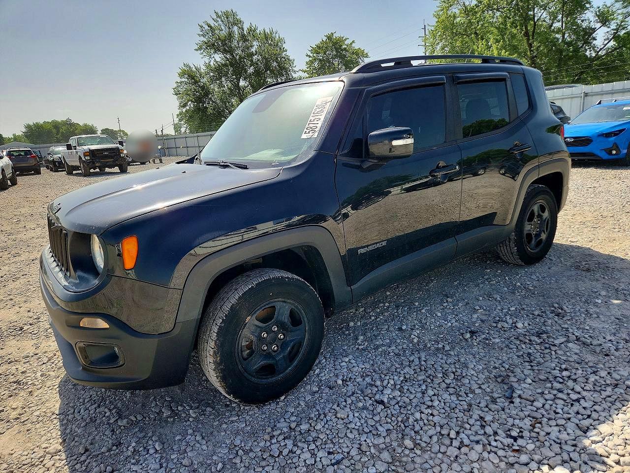 2017 Jeep Renegade Latitude, VIN ZACCJBBB0HPG57939 — Мелкие вмятины и царапины