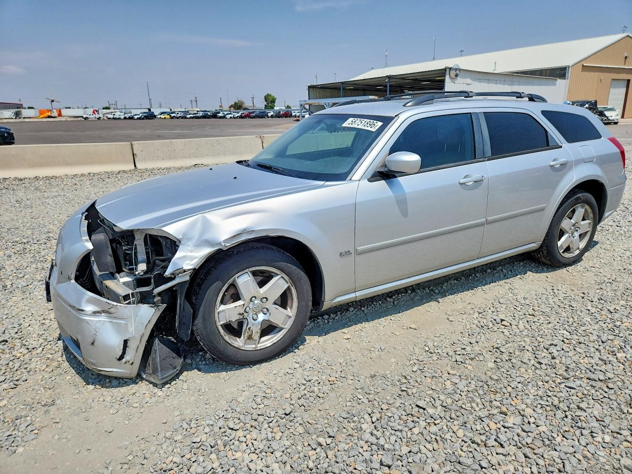 2006 Dodge Magnum SXT, VIN 2D4GZ47VX6H431403 — Front end