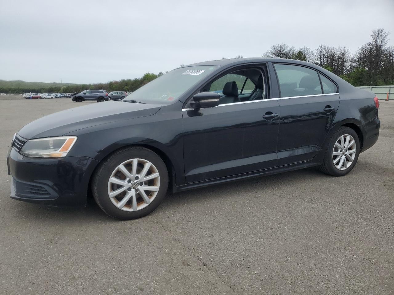 2014 Volkswagen Jetta SE, VIN 3VWD17AJ4EM381366 — Мелкие вмятины и царапины