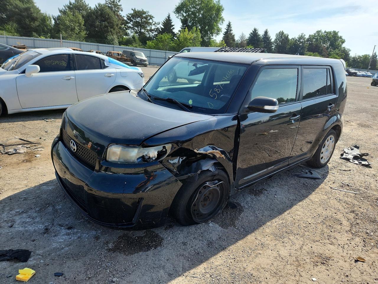 2008 Scion xB, VIN JTLKE50E081001548 — Front end