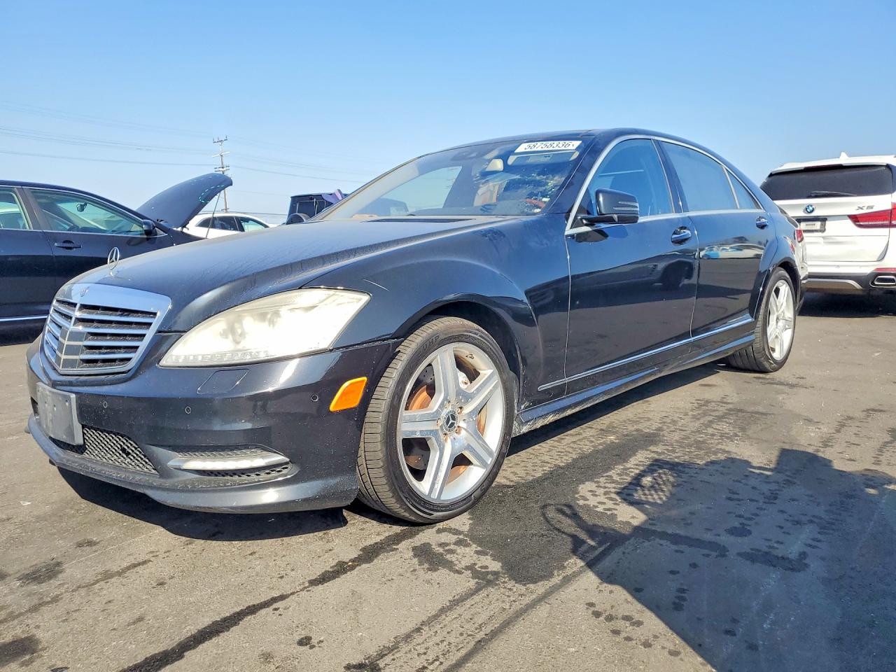 2013 Mercedes-Benz S 550, VIN WDDNG7DB9DA537588 — Minor dents and scratches