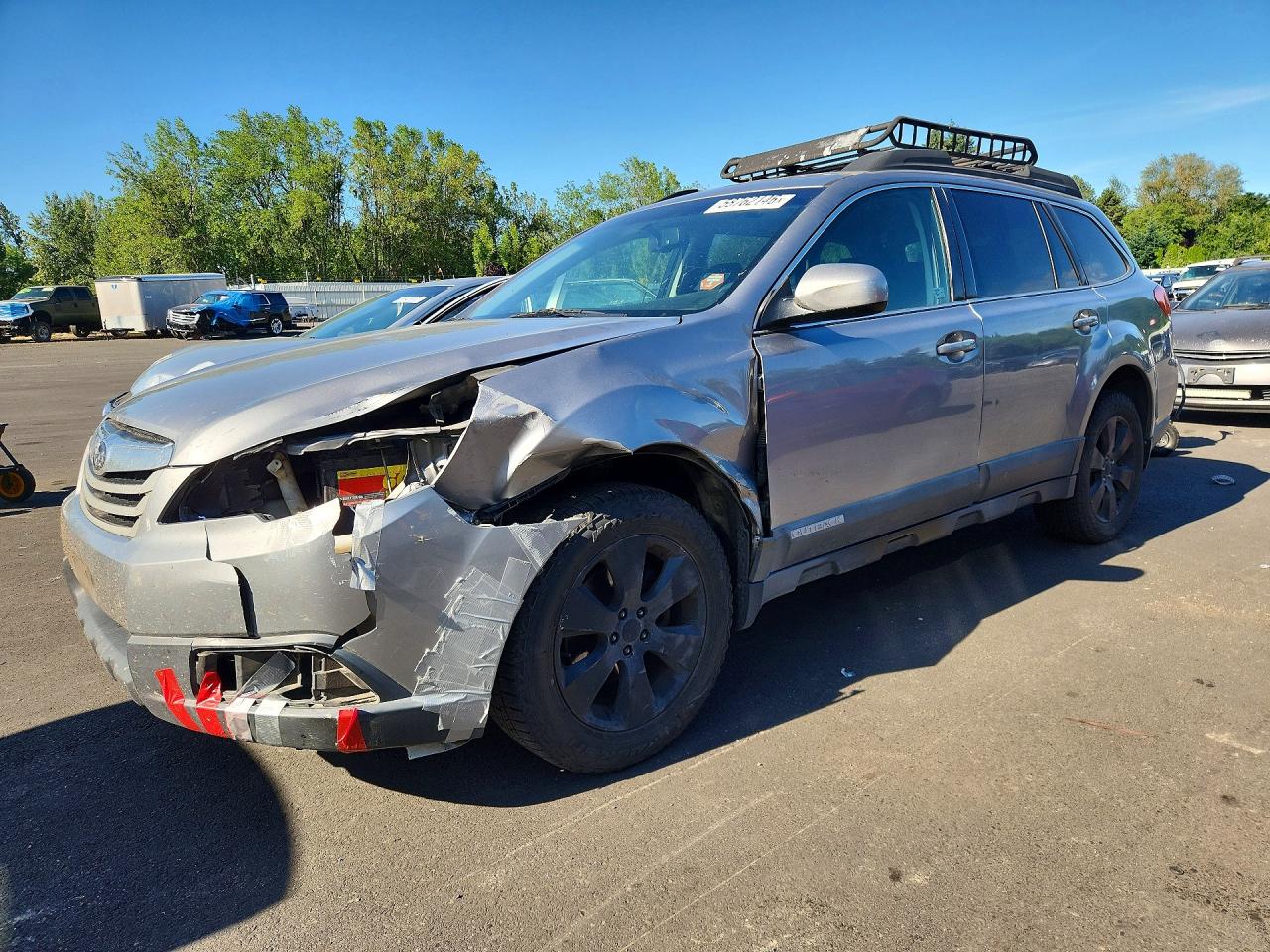 2010 Subaru Outback Premium All-Weather Anniversary, VIN 4S4BRBCC3A3315984 — Front end
