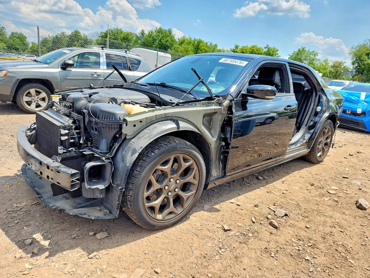 2017 Chrysler 300 S Alloy Edition, VIN 2C3CCAGGXHH506962 — Vandalism