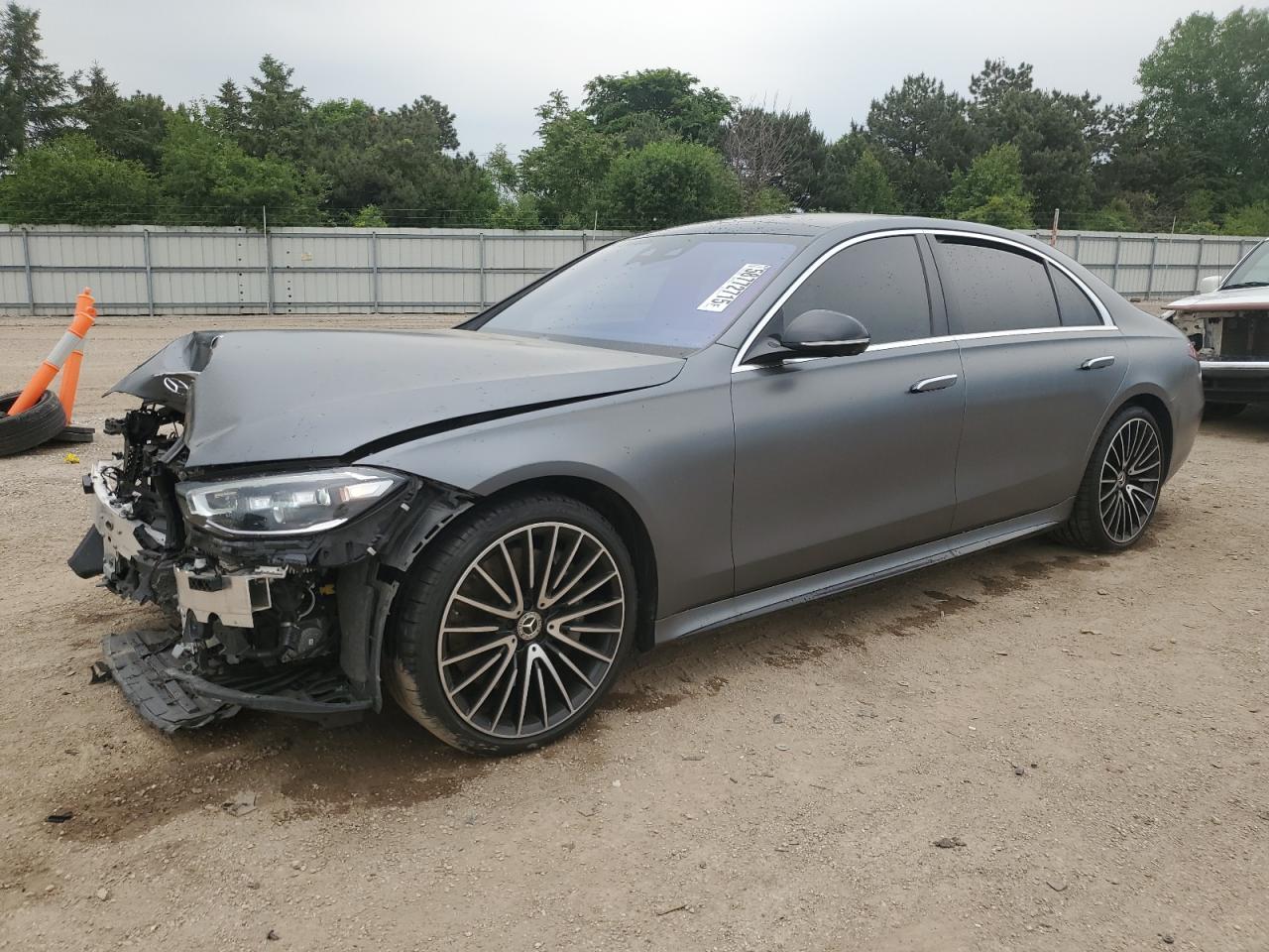 2022 Mercedes-Benz S 580, VIN W1K6G7GB6NA118163 — Front end
