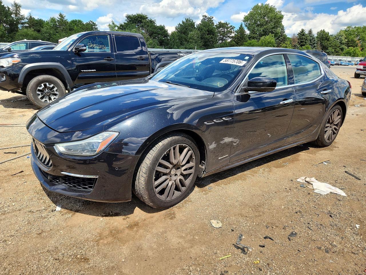 2018 Maserati Ghibli S Q4 GranLusso, VIN ZAM57YTL0J1293296 — Front end