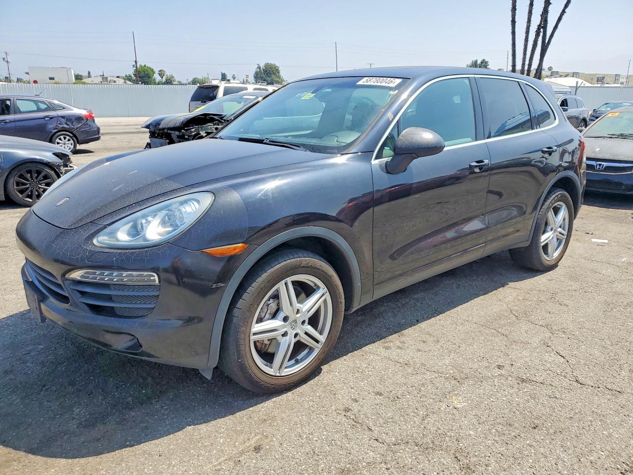 2011 Porsche Cayenne S, VIN WP1AB2A29BLA48283 — Бок