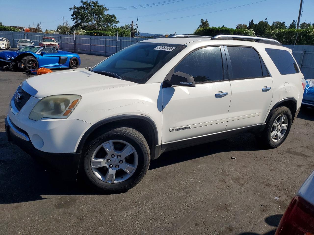 2007 GMC Acadia SLE, VIN 1GKER13757J156571 — Вандализм