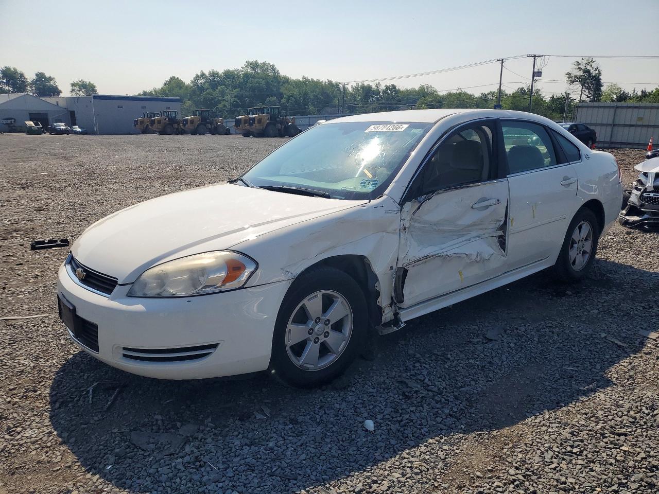 2009 Chevrolet Impala LT, VIN 2G1WT57NX91295277 — Side