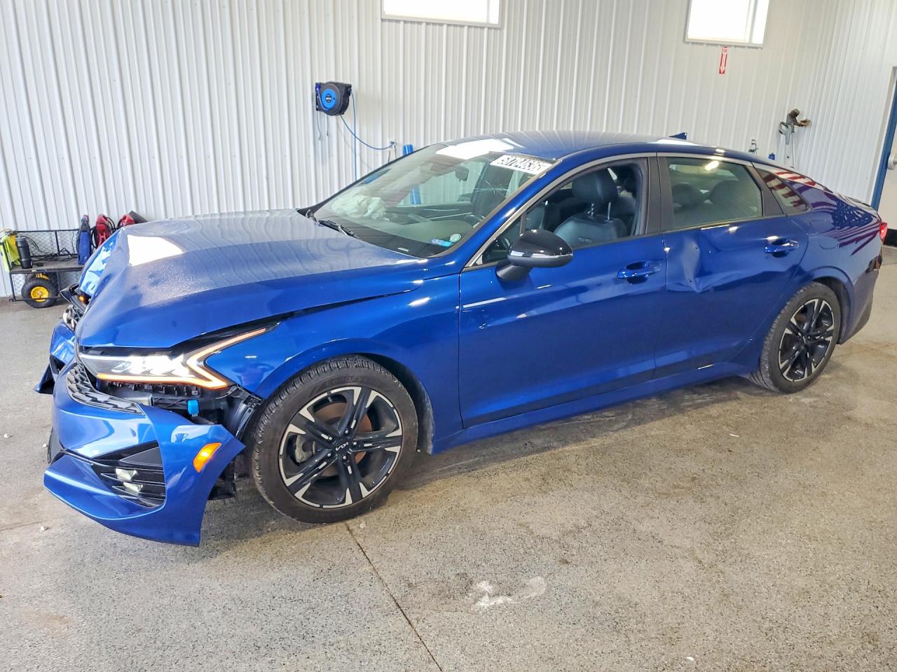 2022 Kia K5 GT-Line, VIN 5XXG64J2XNG163717 — Front end