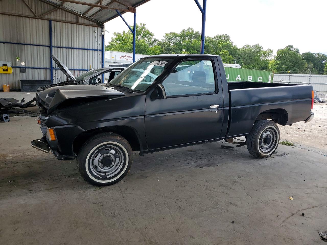 1993 Nissan Frontier, VIN 1N6SD11S8PC377796 — Перед