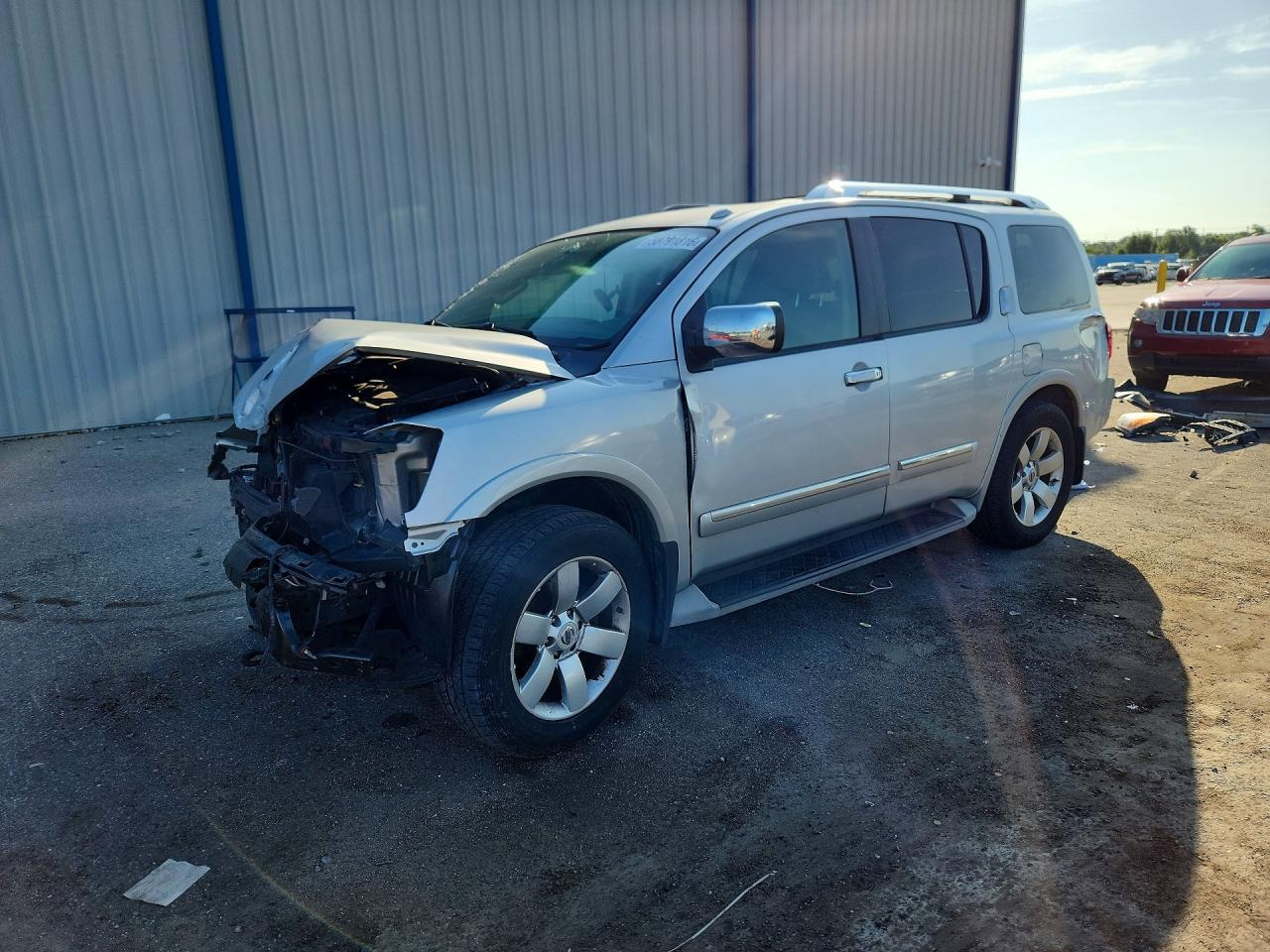 2014 Nissan Armada SL, VIN 5N1BA0ND5EN602528 — Front end