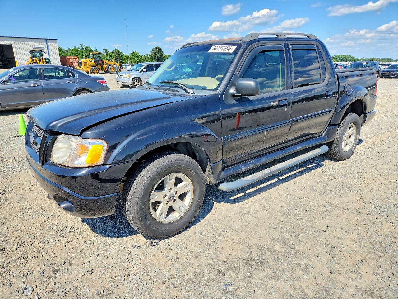 2005 Ford Explorer Sport Trac XLS, VIN 1FMZU77K85UA71776 — Перед